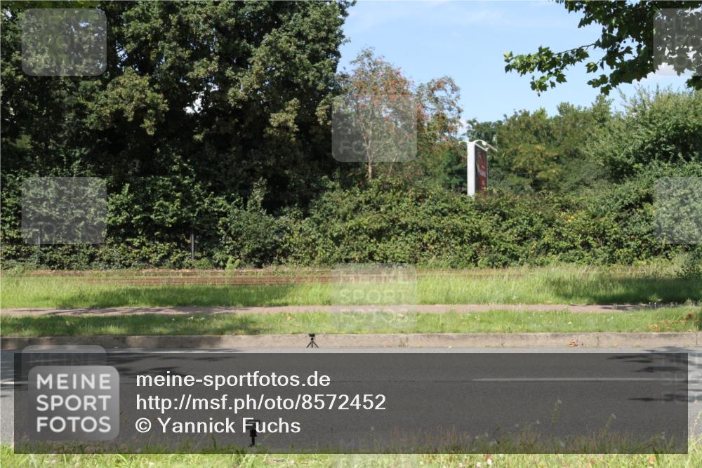 10.08.2025 - GEWOBA Citytriathlon Bremen Yannick Fuchs http://msf.ph/oto/8572452 10.08.2025 15:03:56 Radfahren  meine-sportfotos.de