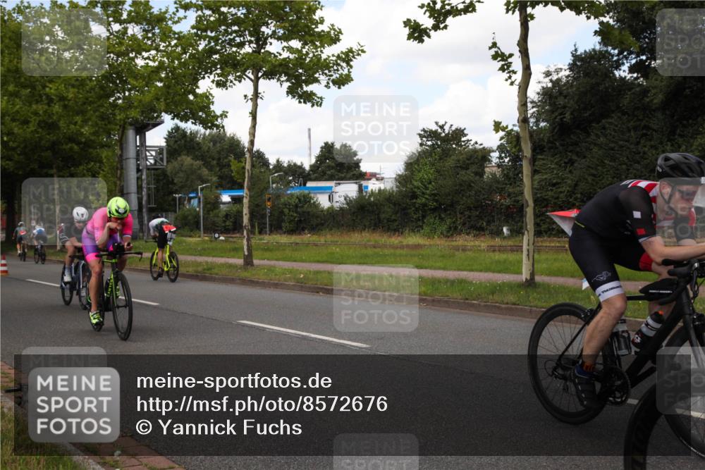 10.08.2025 - GEWOBA Citytriathlon Bremen Yannick Fuchs http://msf.ph/oto/8572676 10.08.2025 12:52:45 Radfahren 565, 579, 635, 642, 686, 763, 915, 919, 956 meine-sportfotos.de