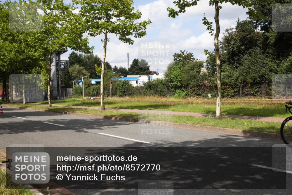 10.08.2025 - GEWOBA Citytriathlon Bremen Yannick Fuchs http://msf.ph/oto/8572770 10.08.2025 12:54:29 Radfahren 580, 582, 618, 634, 707, 740, 783, 789, 790, 826 meine-sportfotos.de