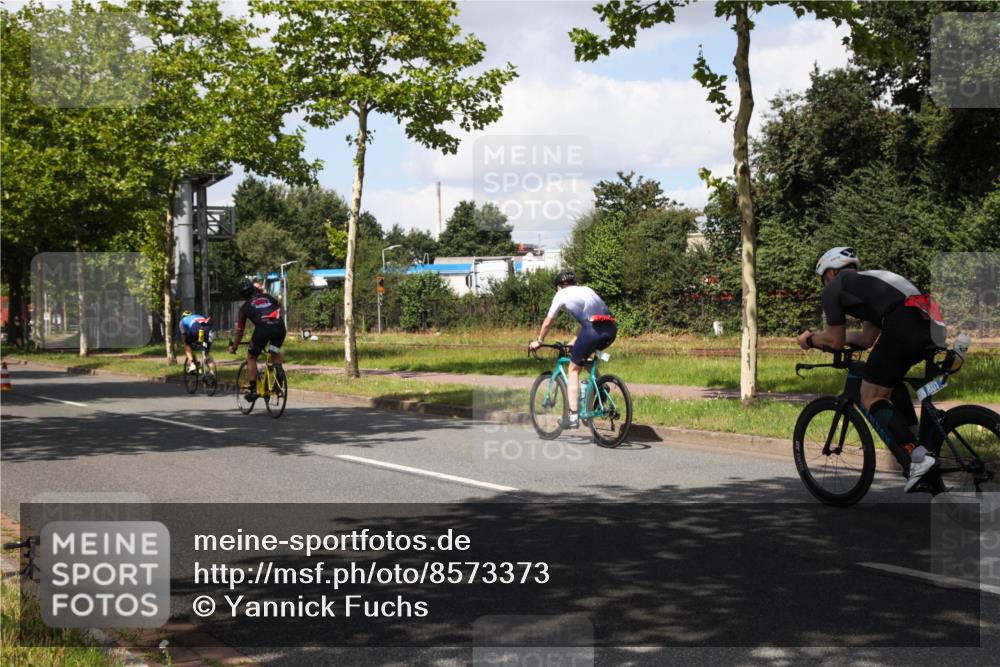 10.08.2025 - GEWOBA Citytriathlon Bremen Yannick Fuchs http://msf.ph/oto/8573373 10.08.2025 13:03:38 Radfahren 753, 812, 823, 925 meine-sportfotos.de