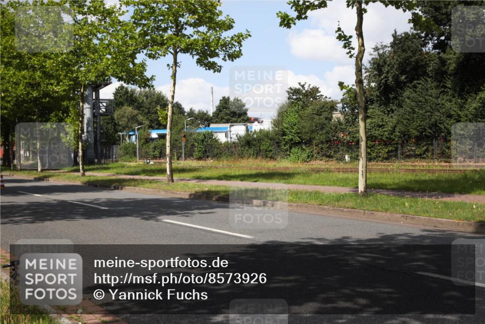10.08.2025 - GEWOBA Citytriathlon Bremen Yannick Fuchs http://msf.ph/oto/8573926 10.08.2025 13:13:38 Radfahren 742, 781, 784, 790, 905, 982, 1015, 1033, 1039 meine-sportfotos.de