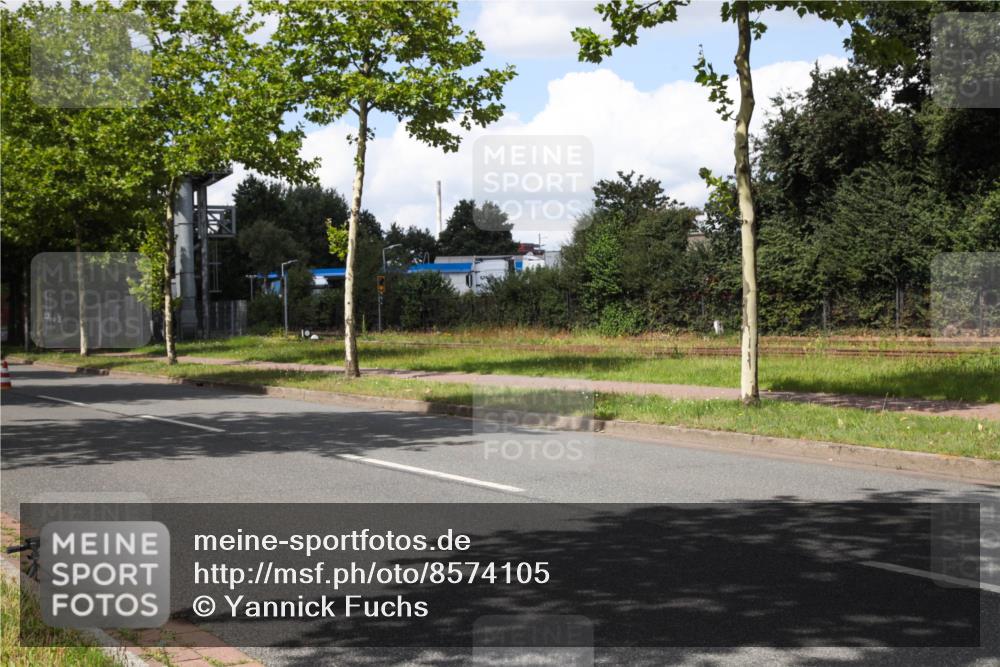 10.08.2025 - GEWOBA Citytriathlon Bremen Yannick Fuchs http://msf.ph/oto/8574105 10.08.2025 13:28:54 Radfahren  meine-sportfotos.de