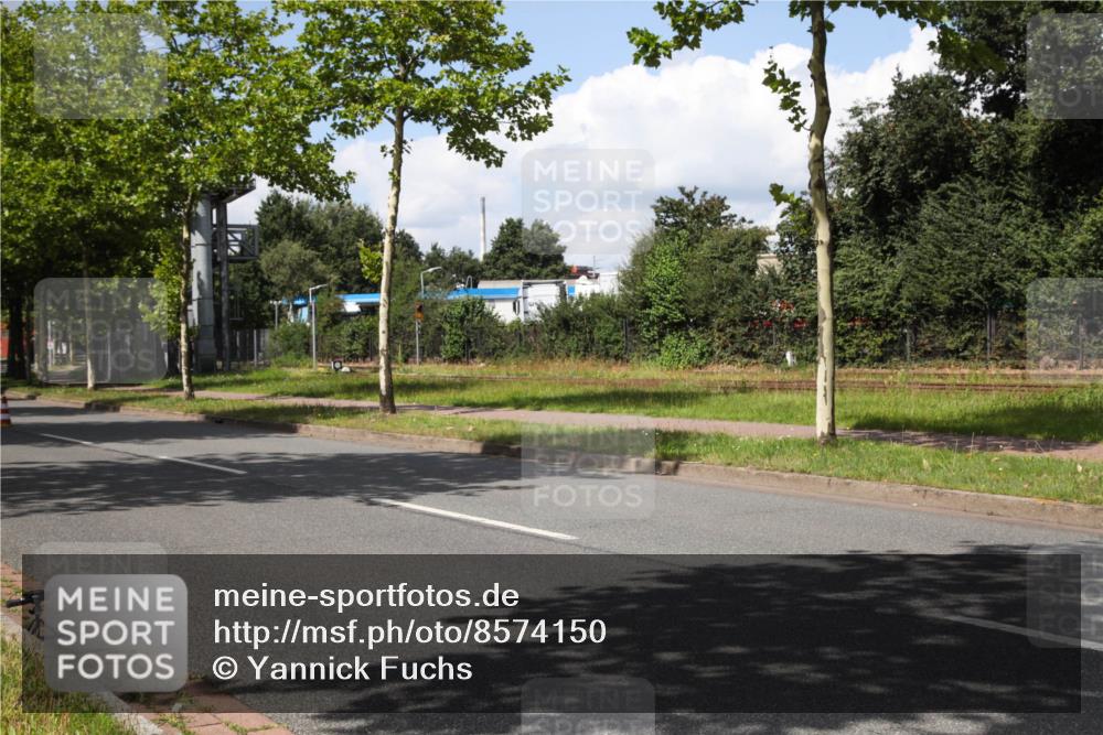 10.08.2025 - GEWOBA Citytriathlon Bremen Yannick Fuchs http://msf.ph/oto/8574150 10.08.2025 13:33:00 Radfahren  meine-sportfotos.de