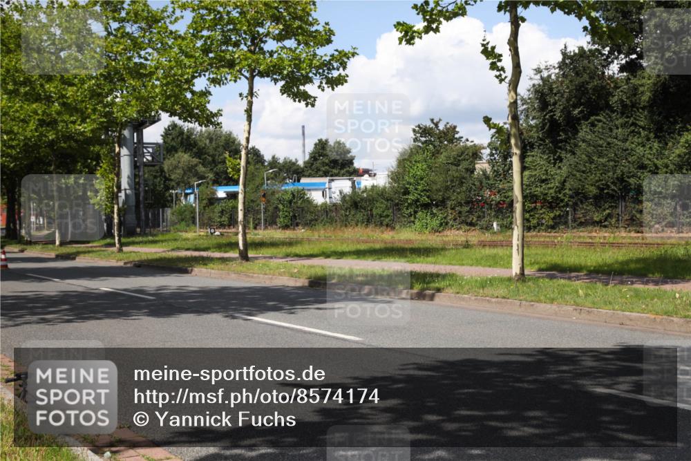 10.08.2025 - GEWOBA Citytriathlon Bremen Yannick Fuchs http://msf.ph/oto/8574174 10.08.2025 13:35:12 Radfahren 602 meine-sportfotos.de