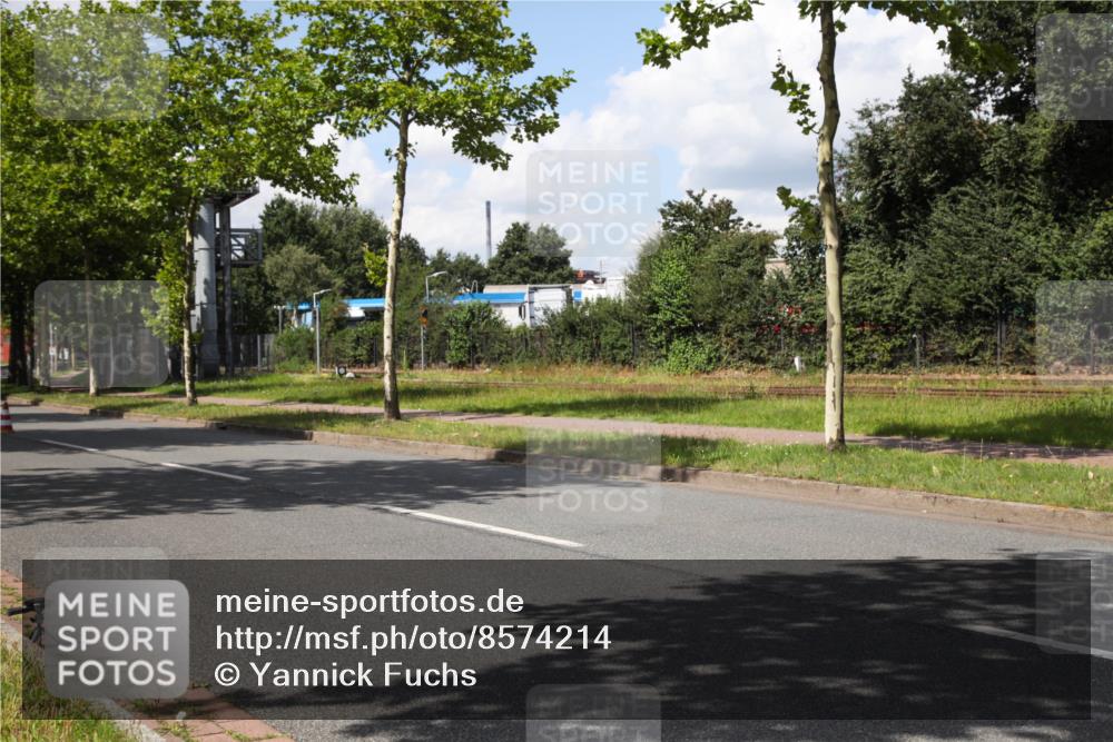 10.08.2025 - GEWOBA Citytriathlon Bremen Yannick Fuchs http://msf.ph/oto/8574214 10.08.2025 13:37:33 Radfahren  meine-sportfotos.de
