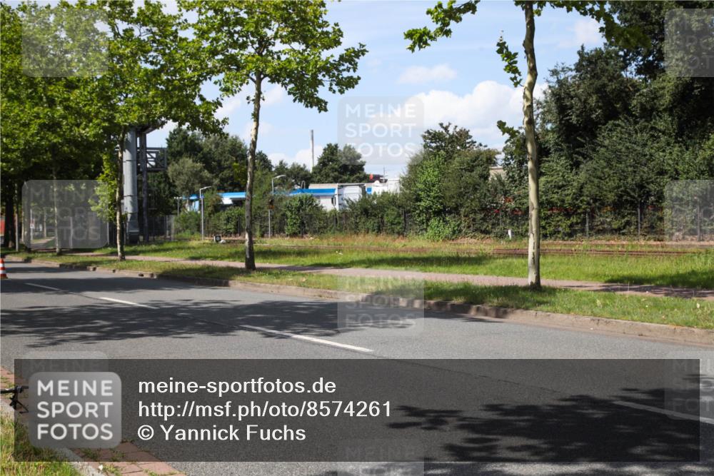 10.08.2025 - GEWOBA Citytriathlon Bremen Yannick Fuchs http://msf.ph/oto/8574261 10.08.2025 14:10:20 Radfahren 159 meine-sportfotos.de