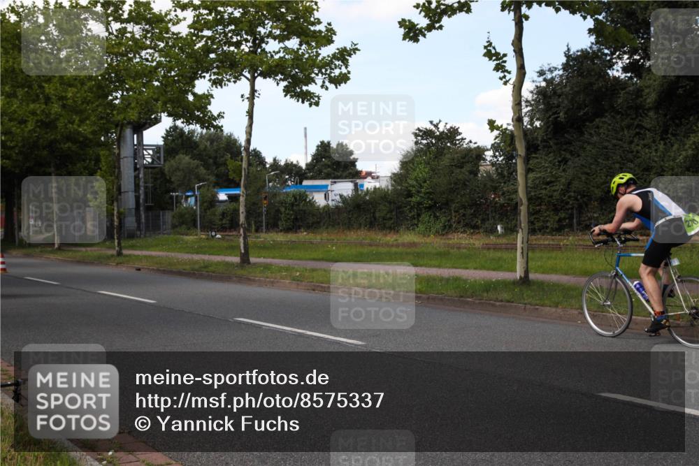 10.08.2025 - GEWOBA Citytriathlon Bremen Yannick Fuchs http://msf.ph/oto/8575337 10.08.2025 14:24:17 Radfahren 169, 436, 474 meine-sportfotos.de