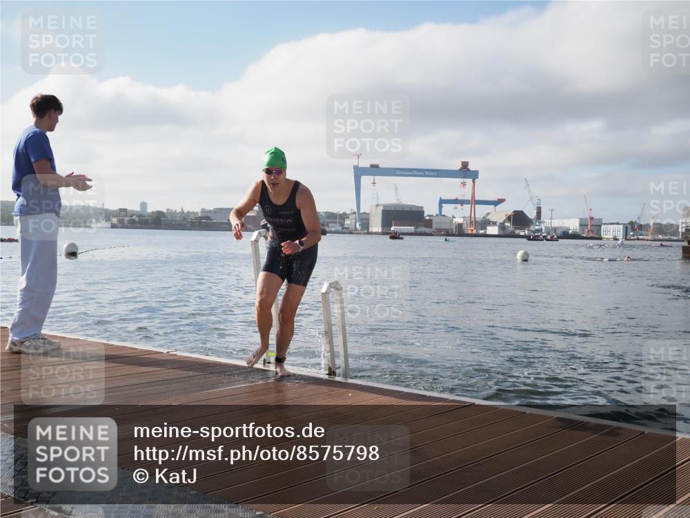 17.08.2025 - KN Förde Triathlon 2025 KatJ http://msf.ph/oto/8575798 17.08.2025 09:08:05 Schwimmen 106, 252, 106, 252 meine-sportfotos.de