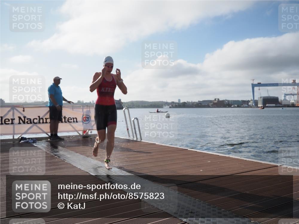 17.08.2025 - KN Förde Triathlon 2025 KatJ http://msf.ph/oto/8575823 17.08.2025 09:08:51 Schwimmen 101, 107, 101, 107 meine-sportfotos.de