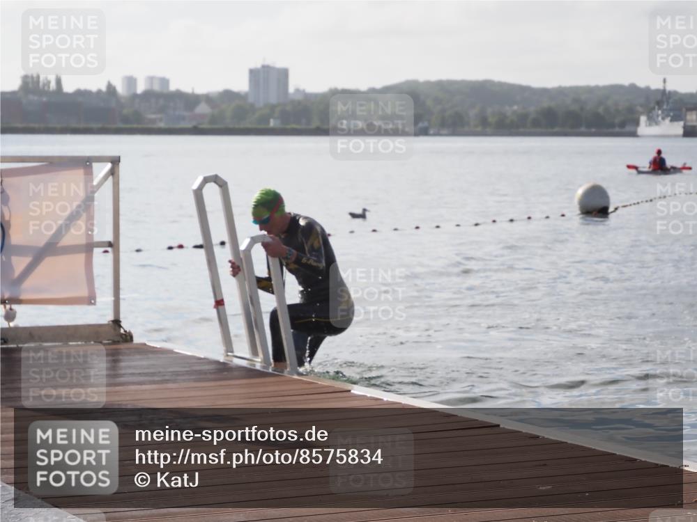 17.08.2025 - KN Förde Triathlon 2025 KatJ http://msf.ph/oto/8575834 17.08.2025 09:09:48 Schwimmen 108, 108 meine-sportfotos.de