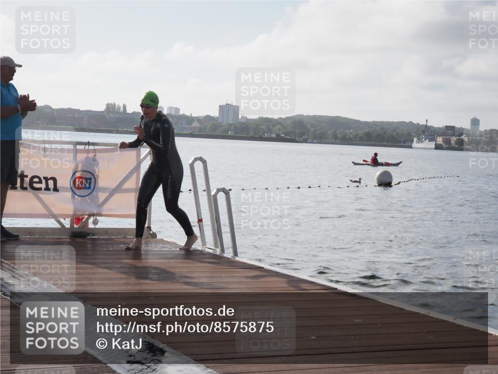 17.08.2025 - KN Förde Triathlon 2025 KatJ http://msf.ph/oto/8575875 17.08.2025 09:10:08 Schwimmen 102, 109, 110, 120, 102, 110, 120 meine-sportfotos.de