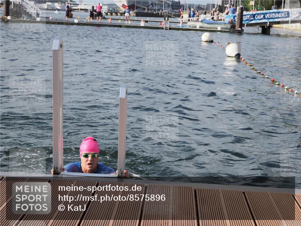 17.08.2025 - KN Förde Triathlon 2025 KatJ http://msf.ph/oto/8575896 17.08.2025 09:10:14 Schwimmen 102, 109, 114, 119, 120, 102, 109, 119, 120 meine-sportfotos.de