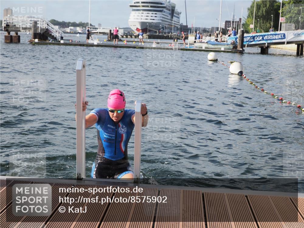 17.08.2025 - KN Förde Triathlon 2025 KatJ http://msf.ph/oto/8575902 17.08.2025 09:10:15 Schwimmen 109, 114, 119, 120, 102, 109, 119, 120 meine-sportfotos.de