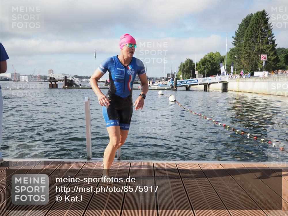 17.08.2025 - KN Förde Triathlon 2025 KatJ http://msf.ph/oto/8575917 17.08.2025 09:10:17 Schwimmen 109, 114, 119, 120, 102, 109, 114, 119, 120 meine-sportfotos.de