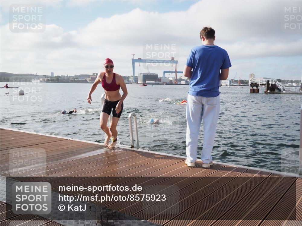 17.08.2025 - KN Förde Triathlon 2025 KatJ http://msf.ph/oto/8575923 17.08.2025 09:10:19 Schwimmen 105, 109, 114, 119, 120, 253, 102, 109, 114, 119, 120 meine-sportfotos.de