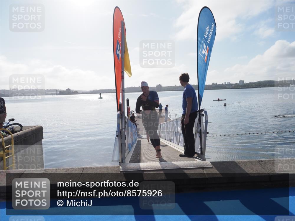 17.08.2025 - KN Förde Triathlon 2025 MichiJ http://msf.ph/oto/8575926 17.08.2025 09:07:44 Schwimmen 103, 104, 103, 104 meine-sportfotos.de
