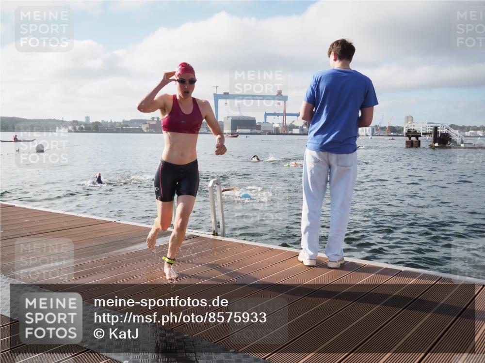 17.08.2025 - KN Förde Triathlon 2025 KatJ http://msf.ph/oto/8575933 17.08.2025 09:10:19 Schwimmen 105, 109, 114, 119, 120, 253, 102, 109, 114, 119, 120 meine-sportfotos.de