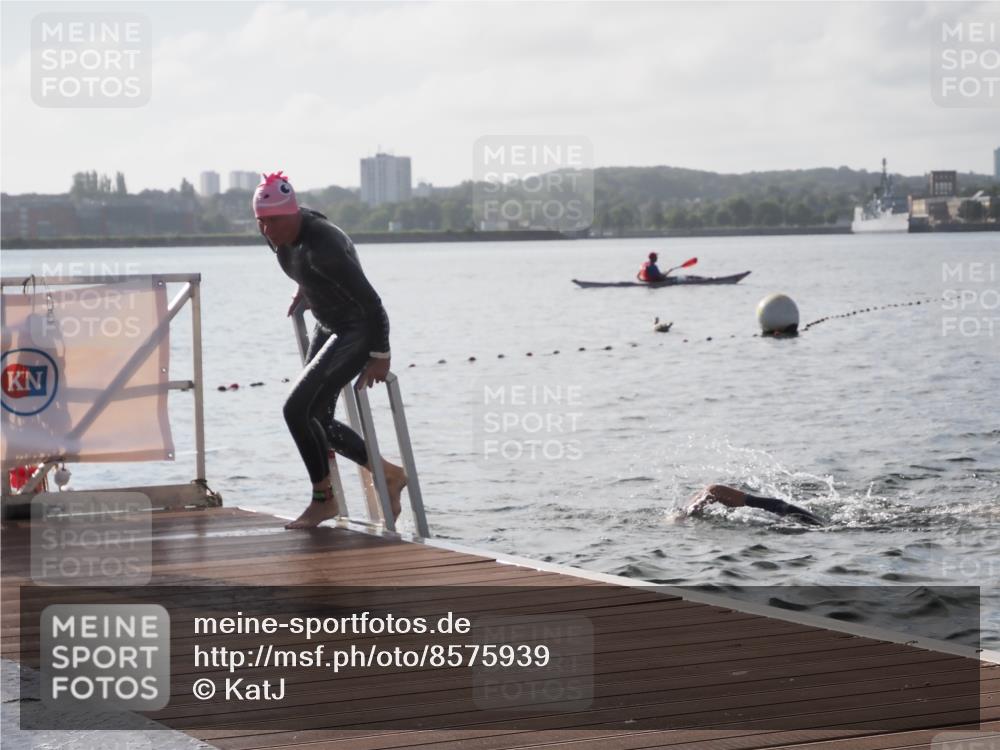 17.08.2025 - KN Förde Triathlon 2025 KatJ http://msf.ph/oto/8575939 17.08.2025 09:10:21 Schwimmen 105, 109, 114, 119, 253, 105, 109, 114, 119, 120 meine-sportfotos.de