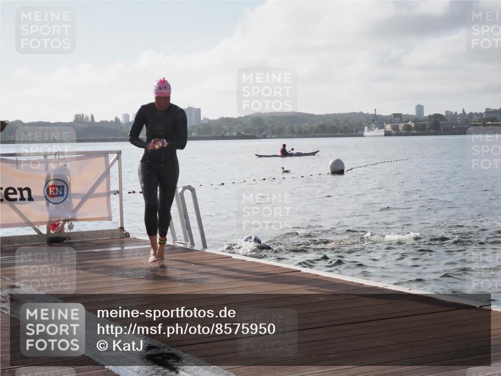 17.08.2025 - KN Förde Triathlon 2025 KatJ http://msf.ph/oto/8575950 17.08.2025 09:10:22 Schwimmen 105, 109, 114, 119, 253, 105, 109, 114, 119, 120, 253 meine-sportfotos.de