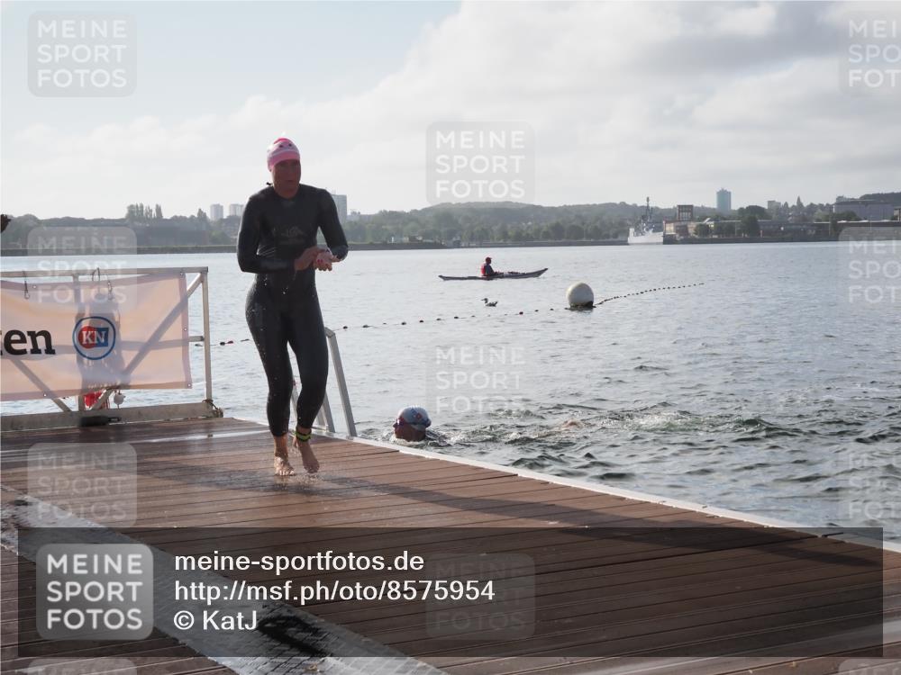 17.08.2025 - KN Förde Triathlon 2025 KatJ http://msf.ph/oto/8575954 17.08.2025 09:10:22 Schwimmen 105, 109, 114, 119, 253, 105, 109, 114, 119, 120, 253 meine-sportfotos.de