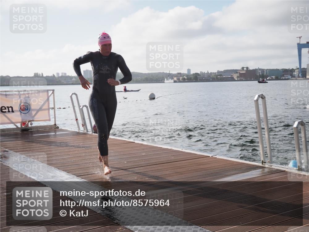17.08.2025 - KN Förde Triathlon 2025 KatJ http://msf.ph/oto/8575964 17.08.2025 09:10:24 Schwimmen 105, 109, 114, 119, 253, 105, 109, 114, 119, 120, 253 meine-sportfotos.de