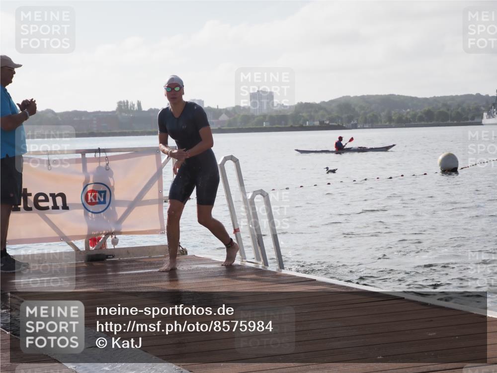 17.08.2025 - KN Förde Triathlon 2025 KatJ http://msf.ph/oto/8575984 17.08.2025 09:10:27 Schwimmen 105, 114, 119, 253, 105, 109, 114, 119, 253 meine-sportfotos.de