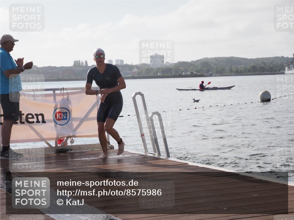 17.08.2025 - KN Förde Triathlon 2025 KatJ http://msf.ph/oto/8575986 17.08.2025 09:10:27 Schwimmen 105, 114, 119, 253, 105, 109, 114, 119, 253 meine-sportfotos.de