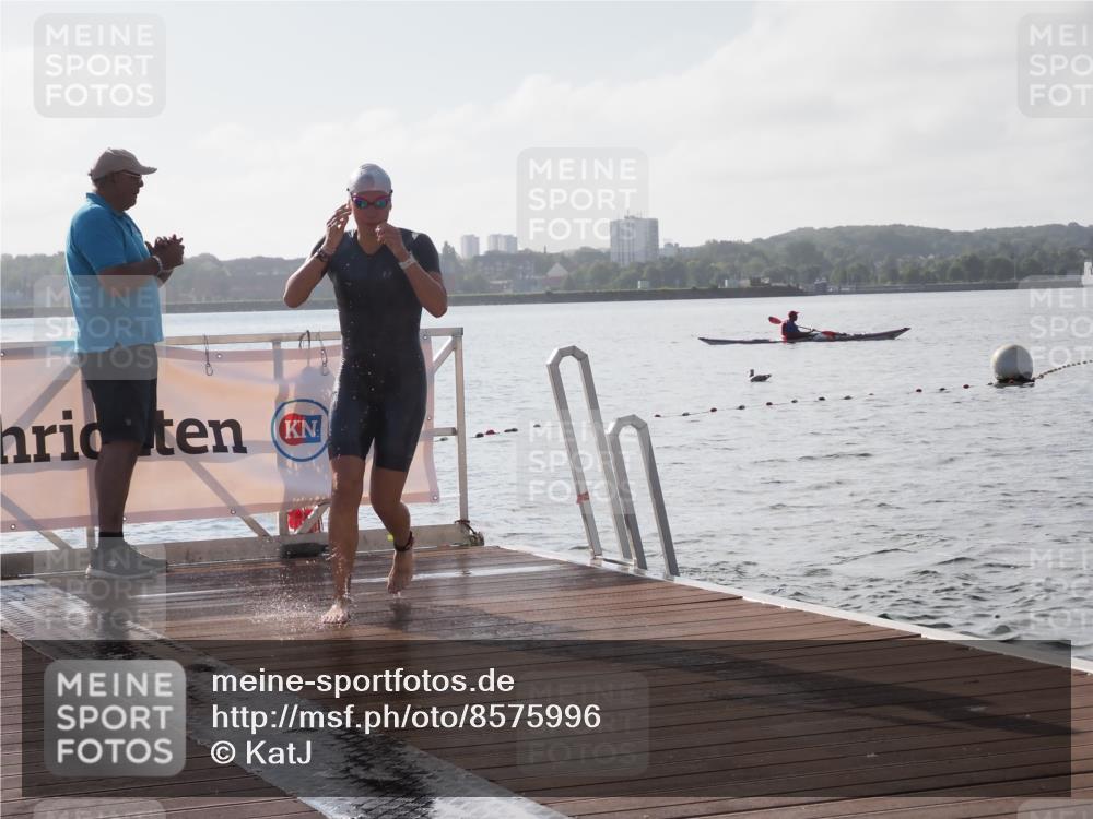 17.08.2025 - KN Förde Triathlon 2025 KatJ http://msf.ph/oto/8575996 17.08.2025 09:10:28 Schwimmen 105, 114, 253, 105, 109, 114, 119, 253 meine-sportfotos.de