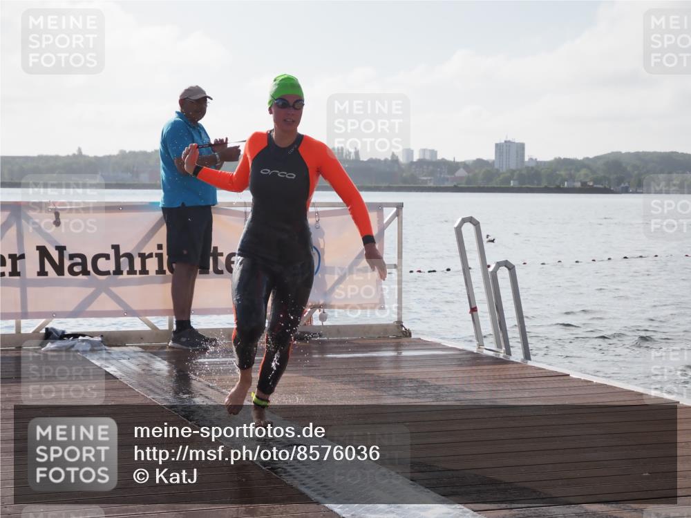17.08.2025 - KN Förde Triathlon 2025 KatJ http://msf.ph/oto/8576036 17.08.2025 09:10:39 Schwimmen 113, 121, 105, 113, 121, 253 meine-sportfotos.de