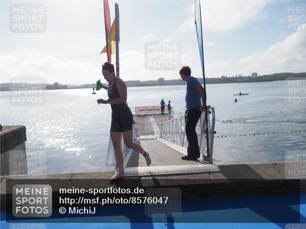 17.08.2025 - KN Förde Triathlon 2025 MichiJ http://msf.ph/oto/8576047 17.08.2025 09:08:13 Schwimmen 106, 252, 115 meine-sportfotos.de