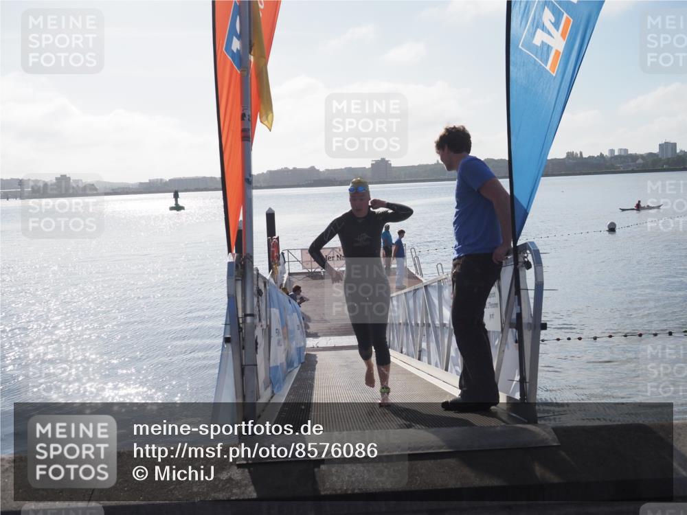 17.08.2025 - KN Förde Triathlon 2025 MichiJ http://msf.ph/oto/8576086 17.08.2025 09:08:26 Schwimmen 115, 115 meine-sportfotos.de