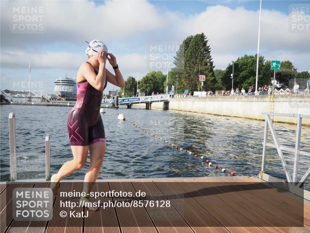 17.08.2025 - KN Förde Triathlon 2025 KatJ http://msf.ph/oto/8576128 17.08.2025 09:11:16 Schwimmen 116, 117, 125, 157, 116, 117, 125, 157 meine-sportfotos.de