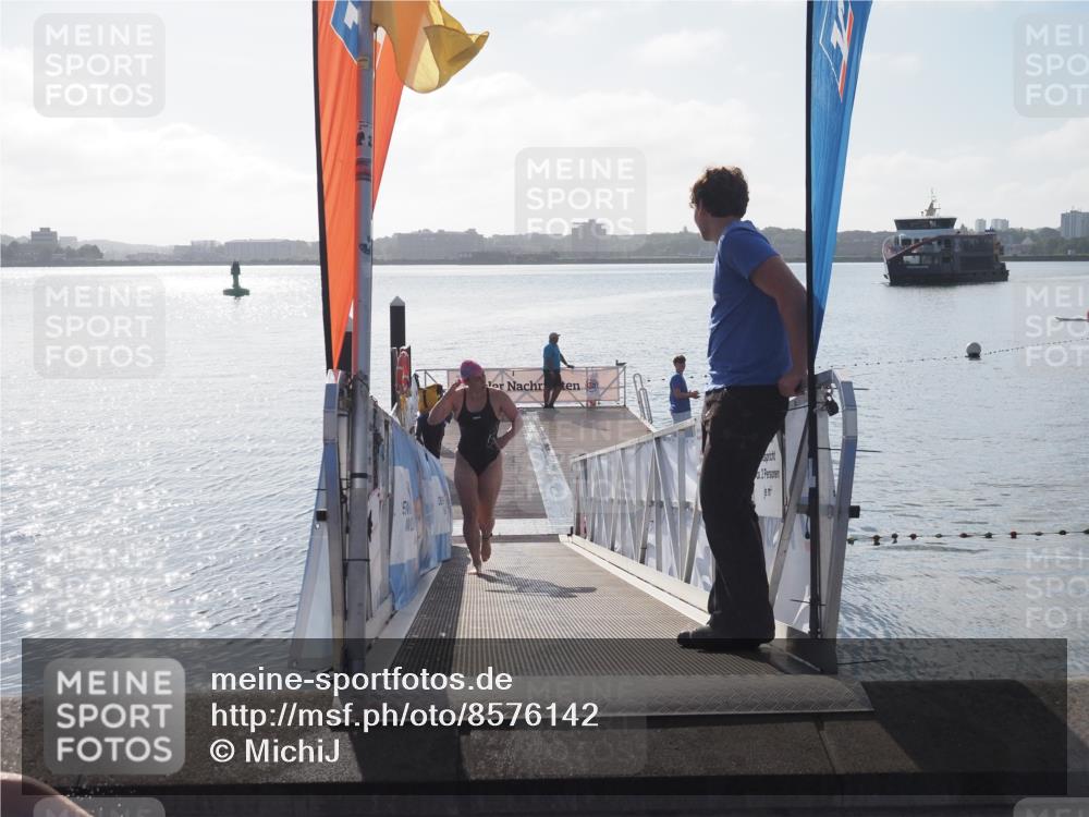 17.08.2025 - KN Förde Triathlon 2025 MichiJ http://msf.ph/oto/8576142 17.08.2025 09:08:58 Schwimmen 101, 107, 101, 107 meine-sportfotos.de