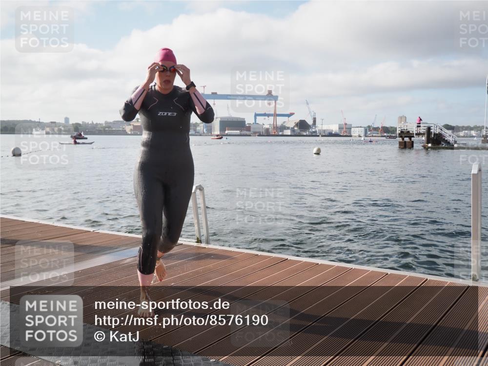 17.08.2025 - KN Förde Triathlon 2025 KatJ http://msf.ph/oto/8576190 17.08.2025 09:11:24 Schwimmen 125, 157, 116, 125, 157 meine-sportfotos.de