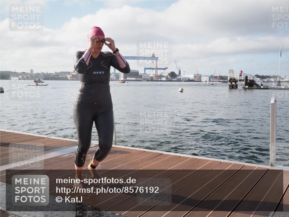 17.08.2025 - KN Förde Triathlon 2025 KatJ http://msf.ph/oto/8576192 17.08.2025 09:11:24 Schwimmen 125, 157, 116, 125, 157 meine-sportfotos.de