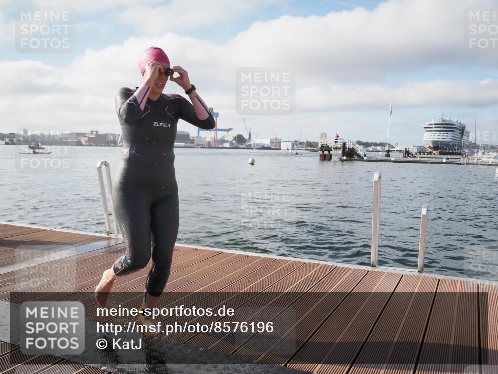 17.08.2025 - KN Förde Triathlon 2025 KatJ http://msf.ph/oto/8576196 17.08.2025 09:11:24 Schwimmen 125, 157, 116, 125, 157 meine-sportfotos.de