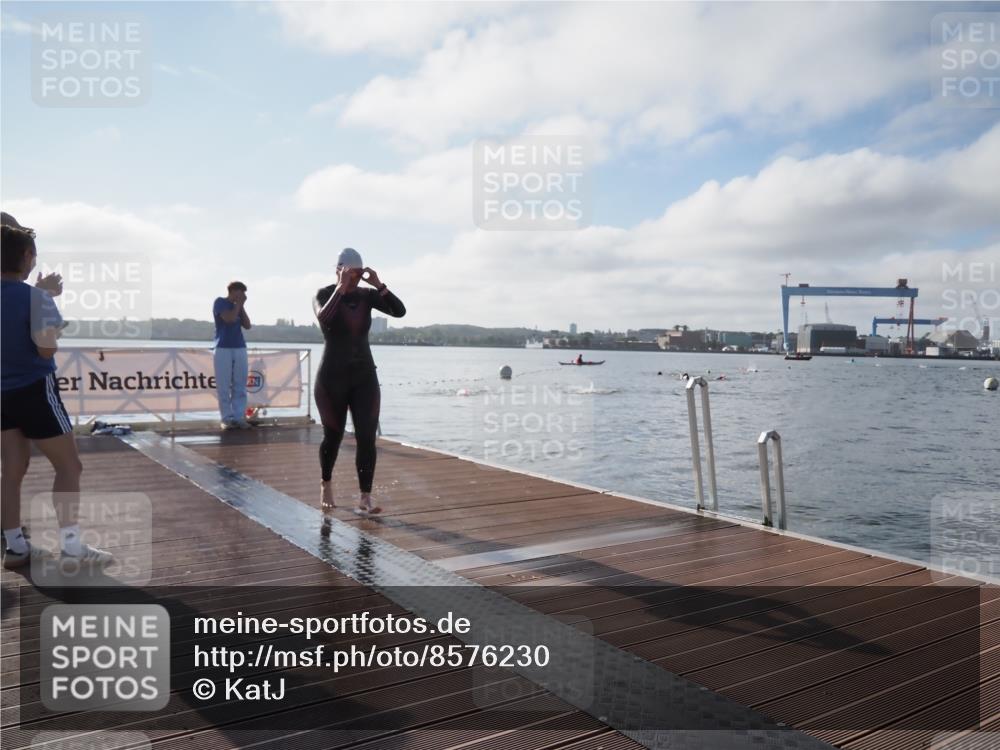 17.08.2025 - KN Förde Triathlon 2025 KatJ http://msf.ph/oto/8576230 17.08.2025 09:12:21 Schwimmen 127, 127 meine-sportfotos.de