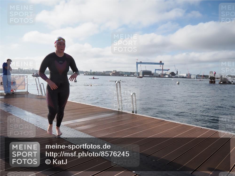 17.08.2025 - KN Förde Triathlon 2025 KatJ http://msf.ph/oto/8576245 17.08.2025 09:12:22 Schwimmen 127, 127 meine-sportfotos.de