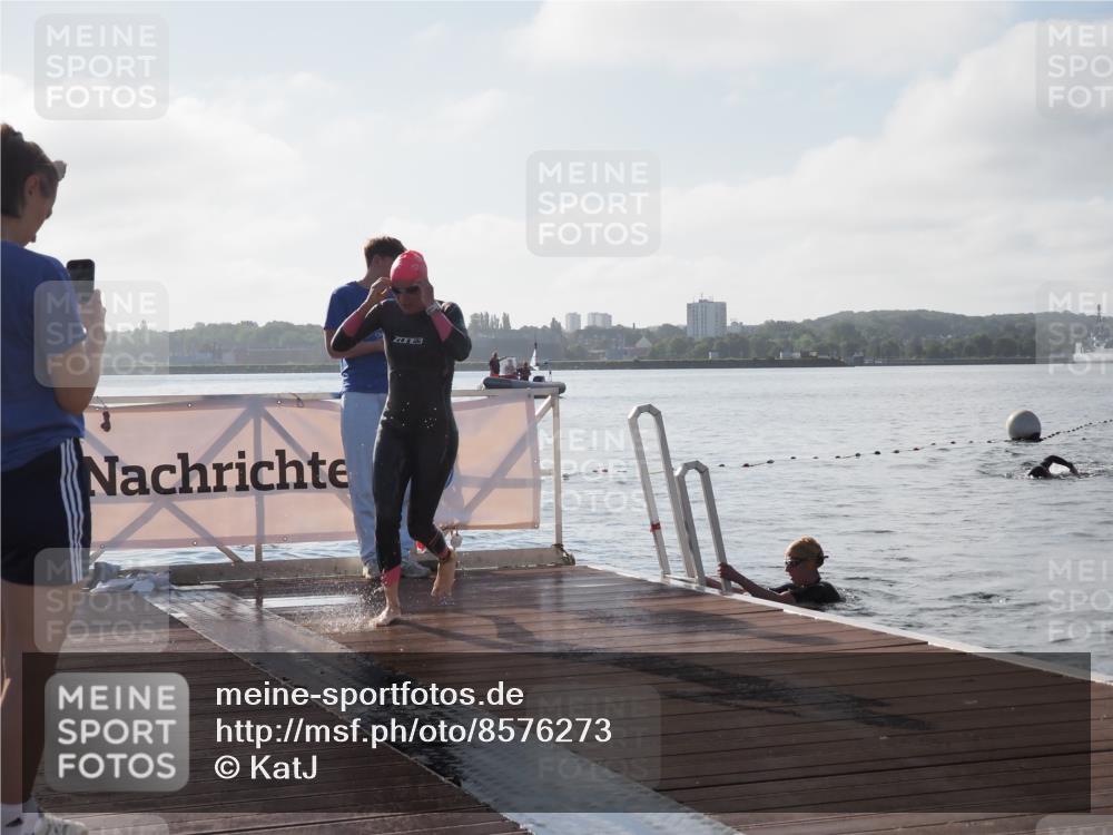 17.08.2025 - KN Förde Triathlon 2025 KatJ http://msf.ph/oto/8576273 17.08.2025 09:12:41 Schwimmen 136, 142, 136, 142 meine-sportfotos.de