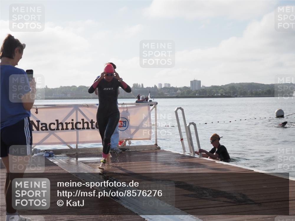 17.08.2025 - KN Förde Triathlon 2025 KatJ http://msf.ph/oto/8576276 17.08.2025 09:12:41 Schwimmen 136, 142, 136, 142 meine-sportfotos.de