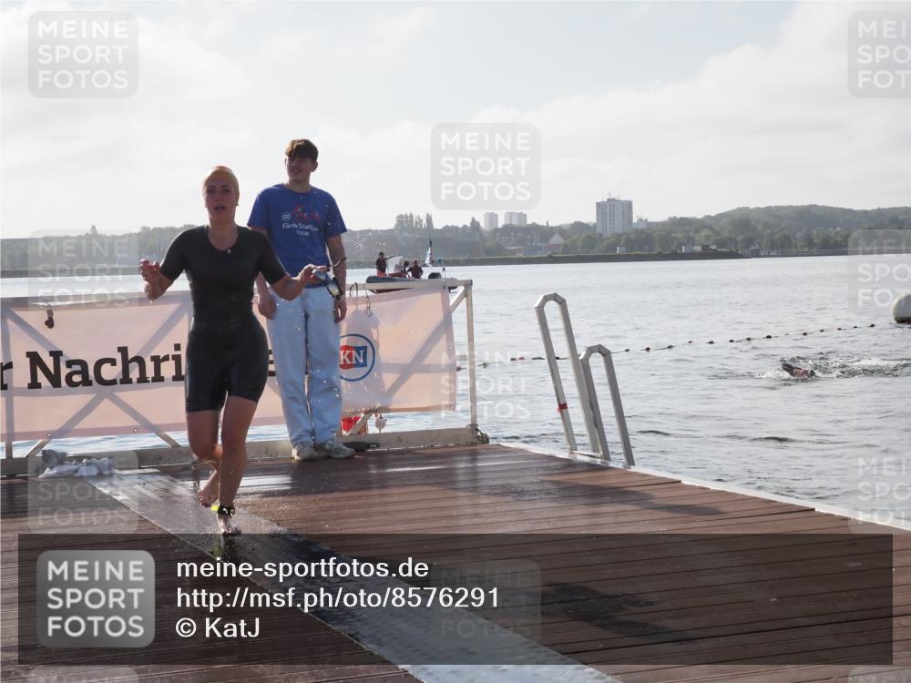 17.08.2025 - KN Förde Triathlon 2025 KatJ http://msf.ph/oto/8576291 17.08.2025 09:12:46 Schwimmen 136, 142, 136, 142 meine-sportfotos.de