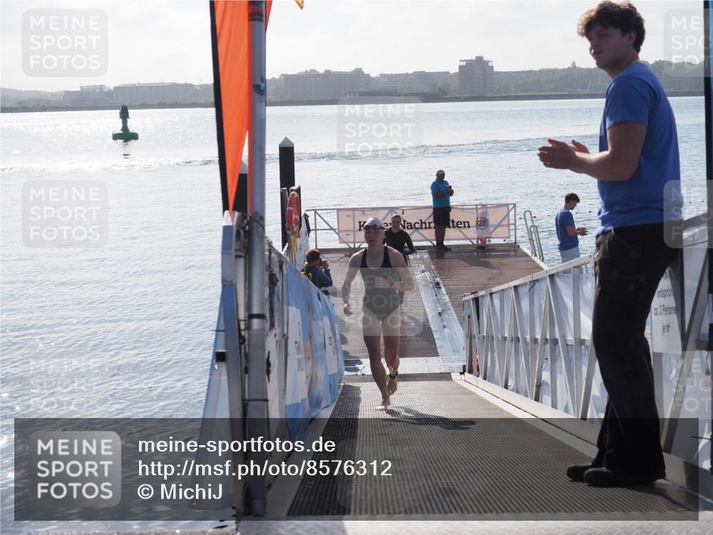 17.08.2025 - KN Förde Triathlon 2025 MichiJ http://msf.ph/oto/8576312 17.08.2025 09:10:12 Schwimmen 102, 110, 102, 109, 119, 120 meine-sportfotos.de
