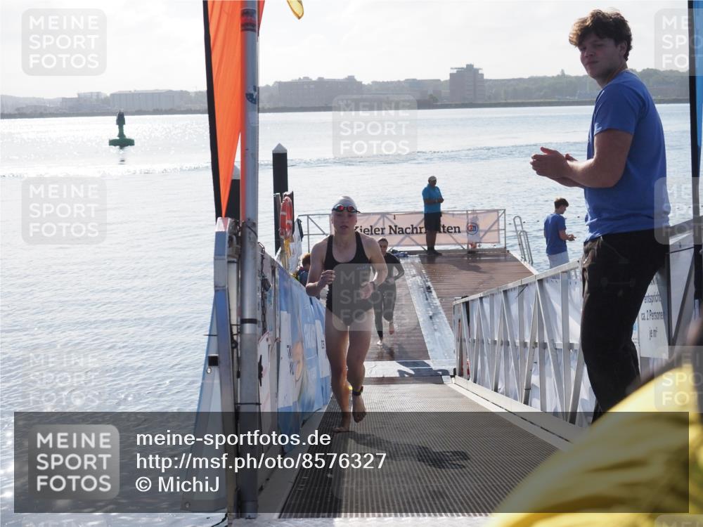 17.08.2025 - KN Förde Triathlon 2025 MichiJ http://msf.ph/oto/8576327 17.08.2025 09:10:13 Schwimmen 102, 110, 102, 109, 114, 119, 120 meine-sportfotos.de