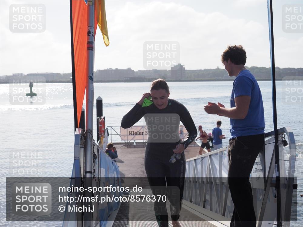 17.08.2025 - KN Förde Triathlon 2025 MichiJ http://msf.ph/oto/8576370 17.08.2025 09:10:19 Schwimmen 102, 109, 120, 105, 109, 114, 119, 120, 253 meine-sportfotos.de