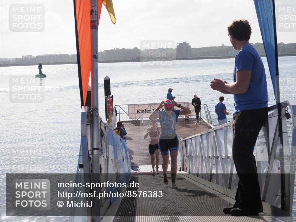 17.08.2025 - KN Förde Triathlon 2025 MichiJ http://msf.ph/oto/8576383 17.08.2025 09:10:22 Schwimmen 102, 109, 119, 120, 105, 109, 114, 119, 253 meine-sportfotos.de
