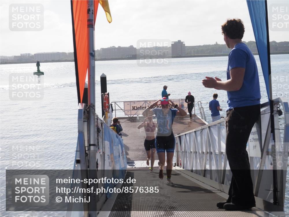 17.08.2025 - KN Förde Triathlon 2025 MichiJ http://msf.ph/oto/8576385 17.08.2025 09:10:22 Schwimmen 102, 109, 119, 120, 105, 109, 114, 119, 253 meine-sportfotos.de