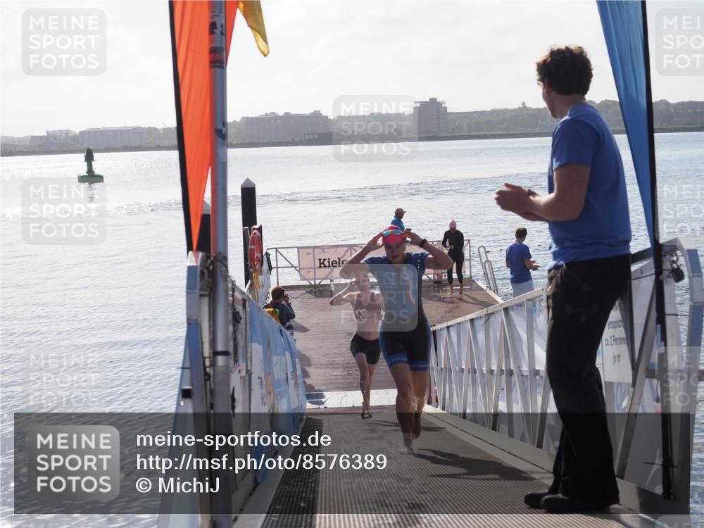 17.08.2025 - KN Förde Triathlon 2025 MichiJ http://msf.ph/oto/8576389 17.08.2025 09:10:22 Schwimmen 102, 109, 119, 120, 105, 109, 114, 119, 253 meine-sportfotos.de