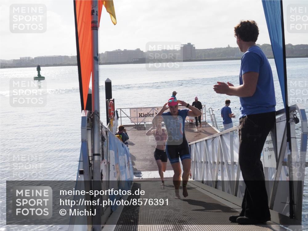 17.08.2025 - KN Förde Triathlon 2025 MichiJ http://msf.ph/oto/8576391 17.08.2025 09:10:22 Schwimmen 102, 109, 119, 120, 105, 109, 114, 119, 253 meine-sportfotos.de
