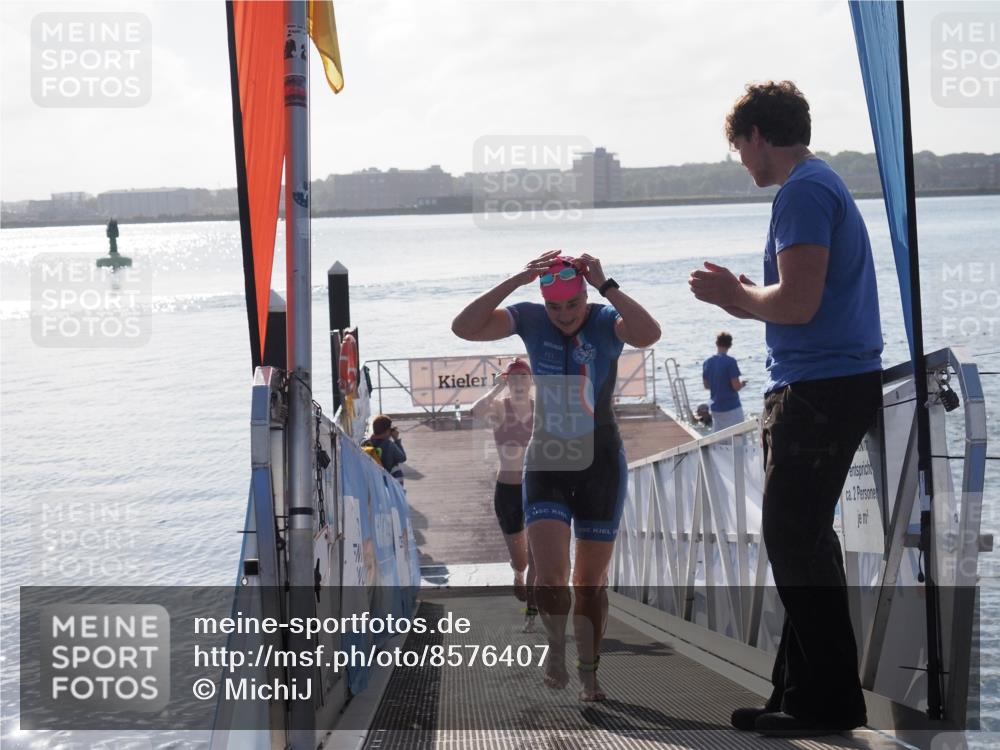 17.08.2025 - KN Förde Triathlon 2025 MichiJ http://msf.ph/oto/8576407 17.08.2025 09:10:23 Schwimmen 102, 109, 119, 120, 105, 109, 114, 119, 253 meine-sportfotos.de