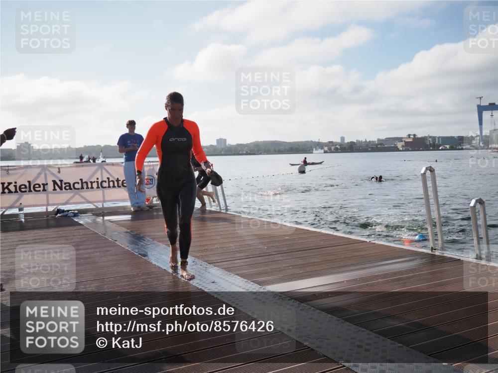 17.08.2025 - KN Förde Triathlon 2025 KatJ http://msf.ph/oto/8576426 17.08.2025 09:13:22 Schwimmen 130, 135, 148, 198, 122, 130, 135, 198 meine-sportfotos.de